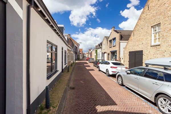 Foto - Te koop: Gelijkvloers wonen in het centrum van Zevenbergen!
